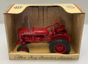 lot 199 image: Vintage Ertl Die Cast McCormick Farmall  Farmall Super A White Demonstrator 116 Scale Tractor (NIB) Bax Has Shelf Wear