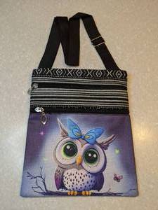 lot 408 image: New Owl Print Crossbody Bag Blue Black White P