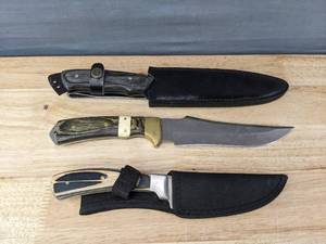lot 200 image: Collection of 3 Knives Whitetail Cutlery & Chipaway Cutlery K