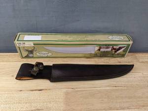 lot 31 image: Pit Viper Bowie Knife Special Edition K