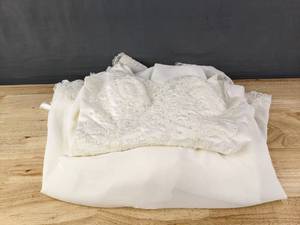 lot 35 image: Elegant Eden Bridal Wedding Dress Size 12 E