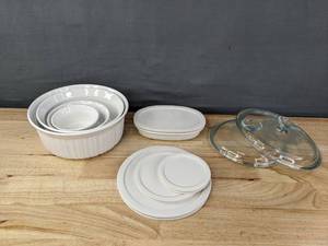 lot 40 image: 11 Piece Corningware Collection E