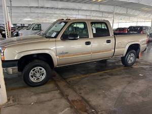 2004 Chevrolet Silverado 2500HD LT Crew Cab 4x4 Duramax Diesel