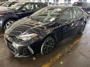 2017 Toyota Corolla SE...LOW MILES