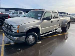 2005 Chevrolet Silverado 3500 LT Long Box Dually 4x4 Duaramax