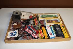 lot 33 image: Lot of Vintage Model Trains and Accessories with Track Components