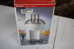 lot 56 image: Krups VitaMini Juicer Model 290-70 - Unopened
