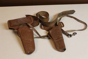 lot 74 image: Vintage Leather Gun Holsters with Belts