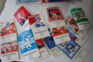 lot 97 image: Collection of 9 Sports Handbooks including Baseball and Football