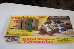 lot 114 image: Woodshop Toymaker Complete Activity Set for 16 Wood Projects