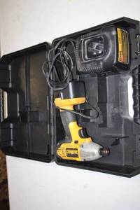 lot 121 image: Dewalt Cordless Impact Driver with Charger and Case