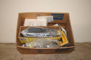 lot 307 image: Mixed Lot of Drills, Unibit and Accessory Tools
