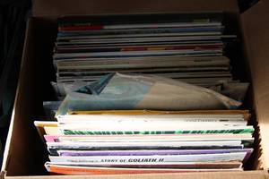 lot 660 image: Box of Vintage Childrens Storybooks and Soundtrack Records