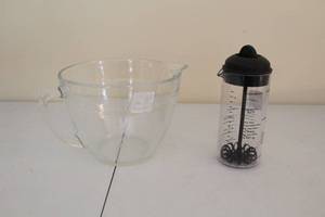 lot 232 image: 2-Piece Glass Measuring Cup Set with Dressing Mixer