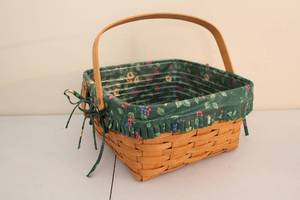 lot 252 image: Longaberger Handwoven Basket with Floral Liner - Vintage