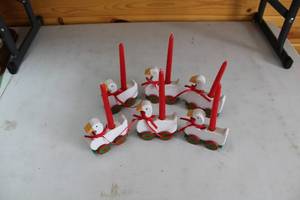 lot 393 image: Set of 6 Vintage Duck Candle Holders with Red Candles