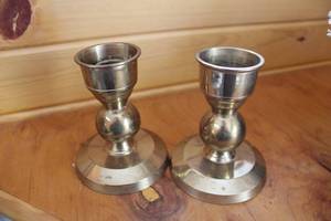 lot 491 image: Set of 2 Vintage Brass Candle Holders