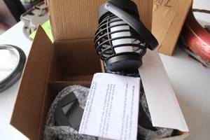 lot 559 image: Set of 3 Solar LED Outdoor Lights with Protective Grilles