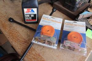 lot 573 image: Set of 2 Professional Ratchet Tie Downs with SAE 30 Heavy Duty Motor Oil