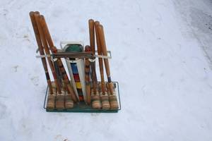 lot 577 image: Complete Croquet Set with 6 Mallets and Balls