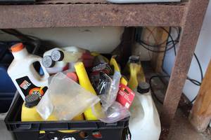lot 594 image: Lot of Automotive Cleaning and Maintenance Products