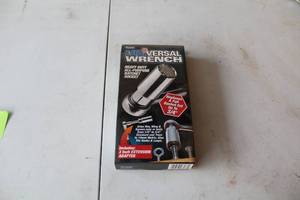 lot 598 image: Universal Heavy Duty All-Purpose Ratchet Wrench Set with Extension Adapter