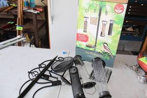 lot 696 image: North States Bird Feeder Set with Pole and Hooks