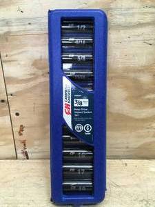 lot 42 image: Campbell Hausfeld 38 Deep Drive Impact Socket Set 01172512