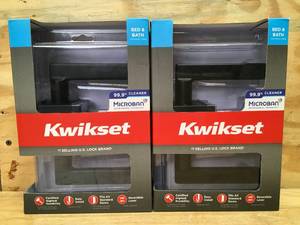 lot 52 image: Lot of 2 - Kwikset Bed & Bath Door Handles