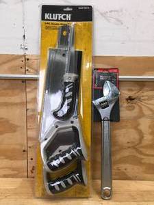 lot 57 image: 3 Piece Saw Kit and Adjustable Wrench