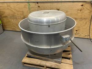 lot 82 image: LOREN COOK COMPANY Belt Drive Exhaust Fan Model 210VH8B