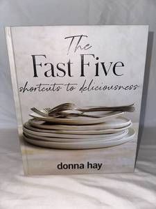 Donna Hay The Fast Five Cookbook