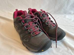 Keen Womens Outdoor Shoes Size 6