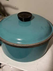 Vintage Club Cast Aluminum TealTurquois Covered Pot and Variety of Versatile Kitchenware