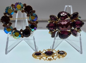 Golden Topaz Aurora Borealis Karu Brooch and Unmarked Brooch Lot