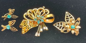 M & S Vintage 12K GF Brooch Pin and Earring Set Aqua Stone