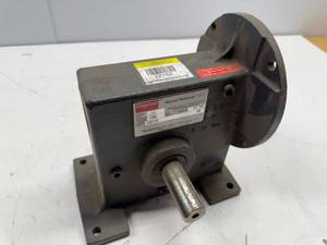 lot 25 image: Dayton Speed Reducer - Model 2Z152