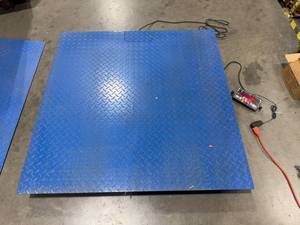 lot 65 image: Prime Scale Floor Scale - 48 x 48 10,000lb capacity (PS48-48) with US-E4840R Floor Scale Ramp