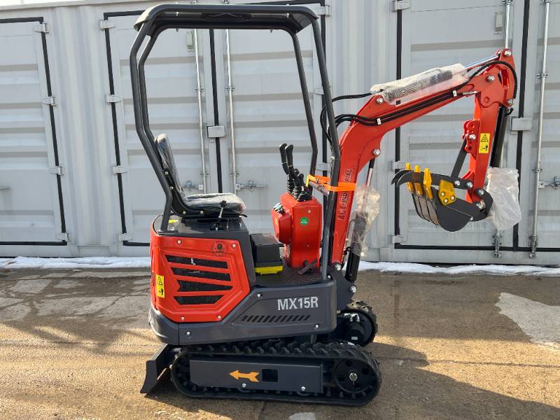 lot 232 image: 2024 AGT Mini Excavator MX15R