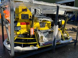 lot 644 image: FUTURE Ride On Power Trowel FT-2