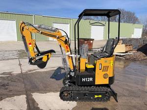 lot 338 image: 2024 AGT Mini Excavator H12R