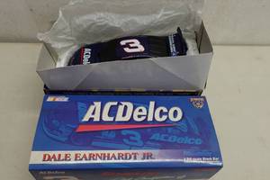 lot 166 image: Action Dale Earnhardt Jr 1998 Monte Carlo 124 Stock Car