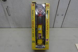 lot 174 image: GearBox Wayne Texaco Gas Pump Limited Edition Replica Coin Bank
