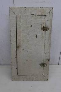 lot 181 image: Antique In-Wall Medicine Cabinet
