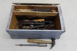 lot 189 image: Assorted Tools in Wooden Box - Some Craftsman