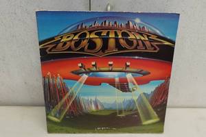 lot 201L image: Vinyl Record -Boston Dont Look Back