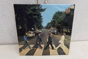 lot 202J image: Vinyl Record -The Beatles Abbey Road