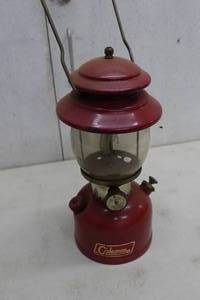 lot 220 image: Vintage Coleman Model 200A Lantern with Curved Glass Globe