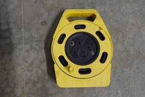 lot 390 image: Power Caddy Outlet