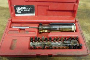 lot 272 image: Matco Bit Driver Set